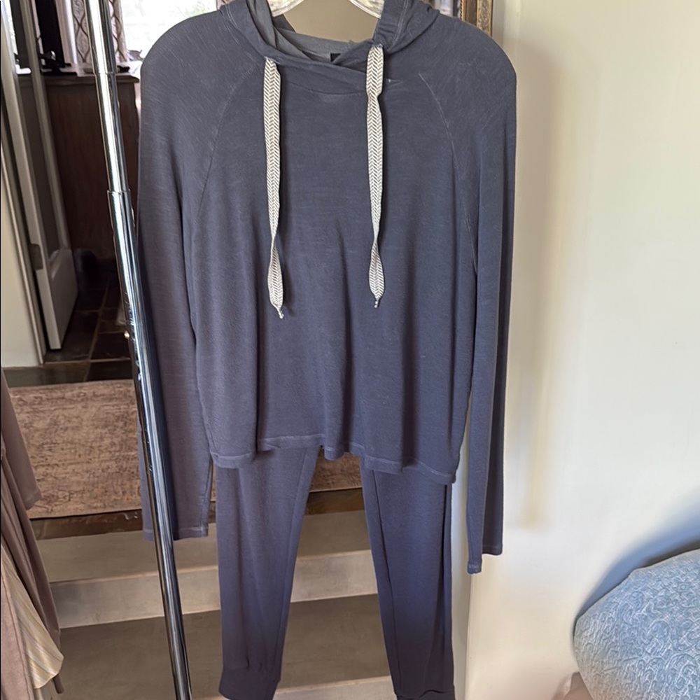 Monrow  Hoodie and Jogger Set